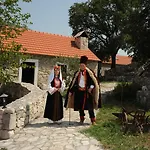 Ethno Village Kokorici בית נופש