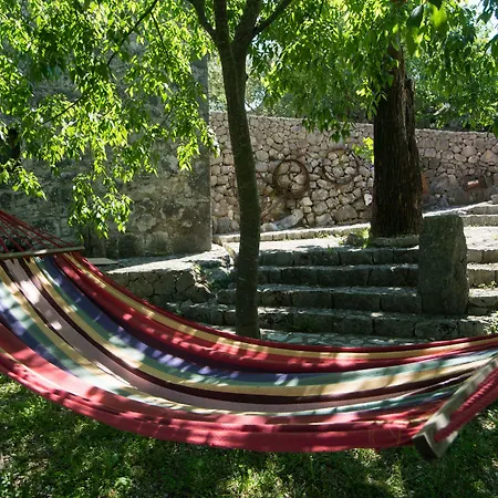 Nyaraló Makarska Ethno Village Kokorici *