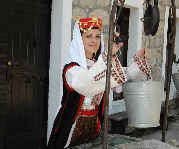 Ethno Village Kokorici База отдыха 3*